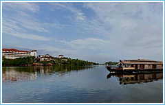 The The Raviz Kollam Resort, Kerala, India